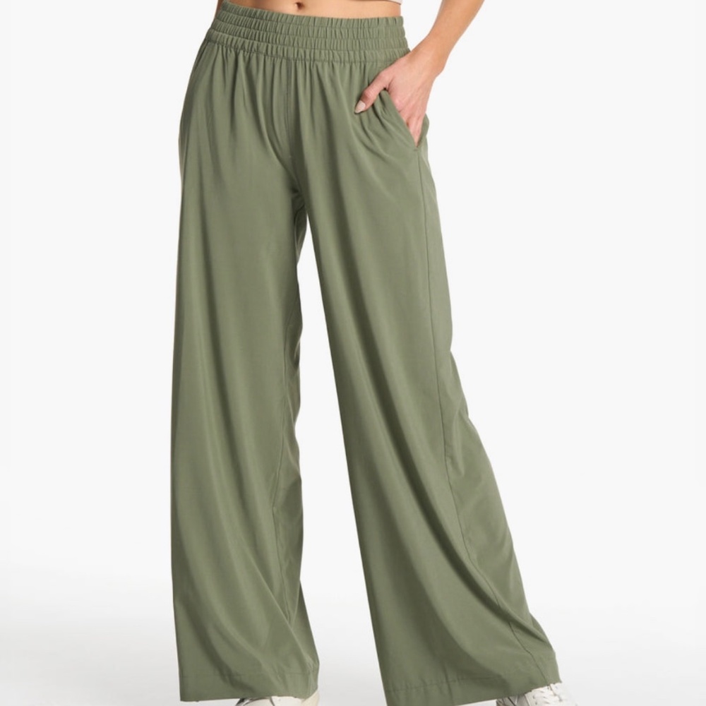 Vuori Villa Wide leg pants